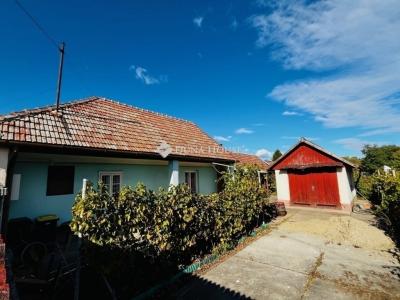 Eladó családi ház Tápiószecső