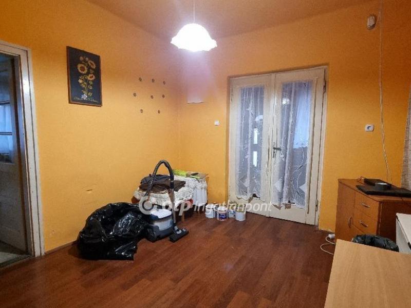 Eladó családi ház Albertirsa