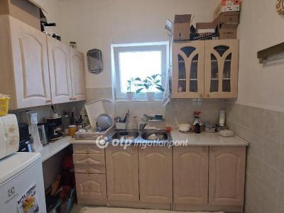 Eladó családi ház Isaszeg