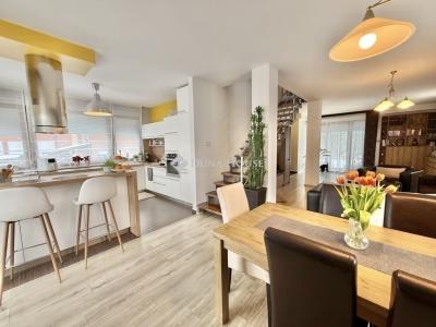 Eladó családi ház Pécs