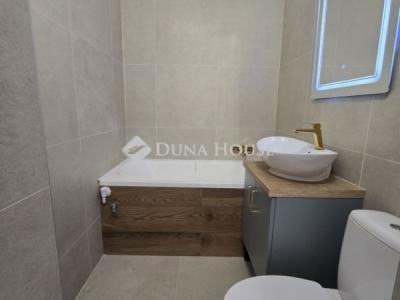Eladó lakás Pécs