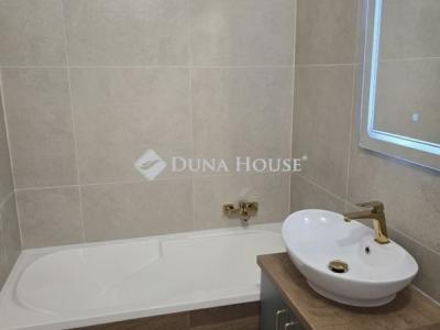 Eladó lakás Pécs