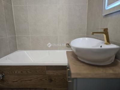 Eladó lakás Pécs