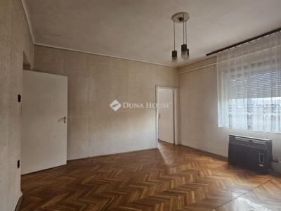 Eladó családi ház Pécs