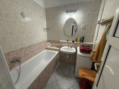 Eladó lakás Pécs