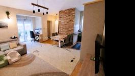 Eladó lakás Gyömrő