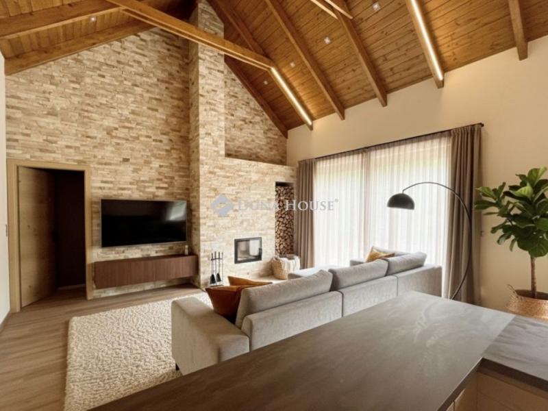 Eladó családi ház Vonyarcvashegy