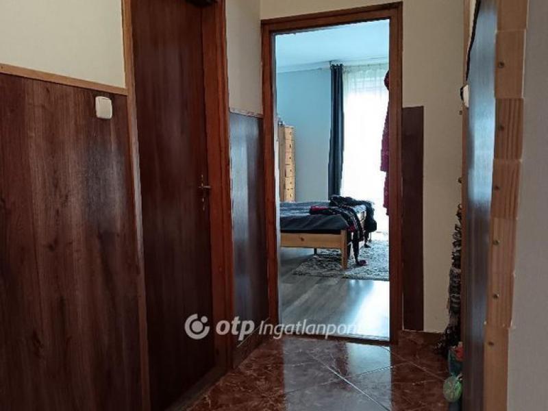 Eladó családi ház Sáránd