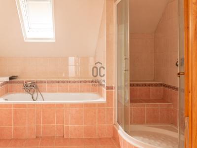 Eladó családi ház Budapest