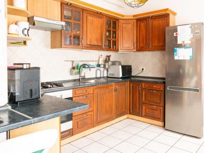 Eladó családi ház Budapest