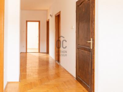 Eladó családi ház Budapest