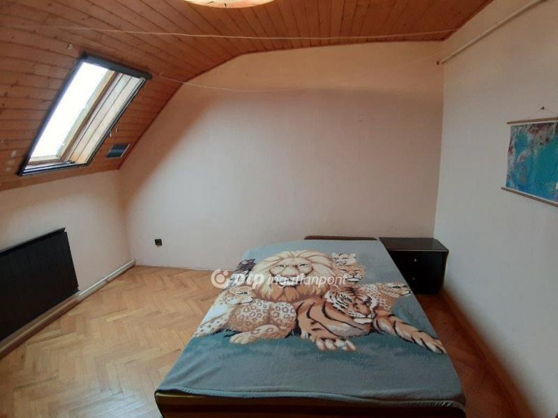 Eladó családi ház Balatonendréd