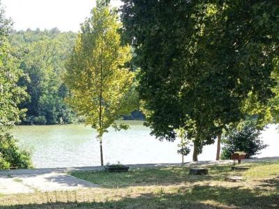 Eladó nyaraló Komló