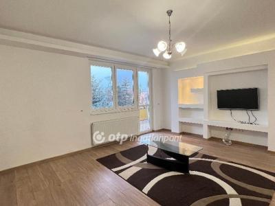 Eladó lakás Debrecen