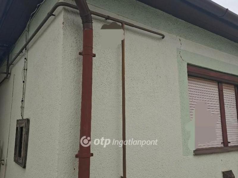 Eladó családi ház Hajdúhadház