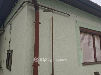 Eladó családi ház Hajdúhadház