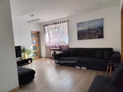 Eladó sorház Hajdúnánás