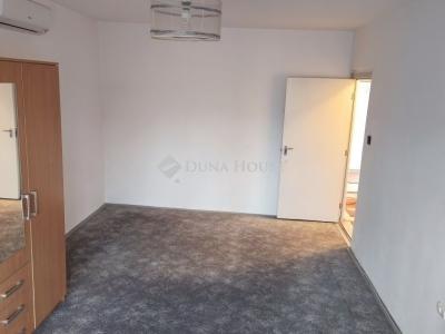 Eladó lakás Pécs
