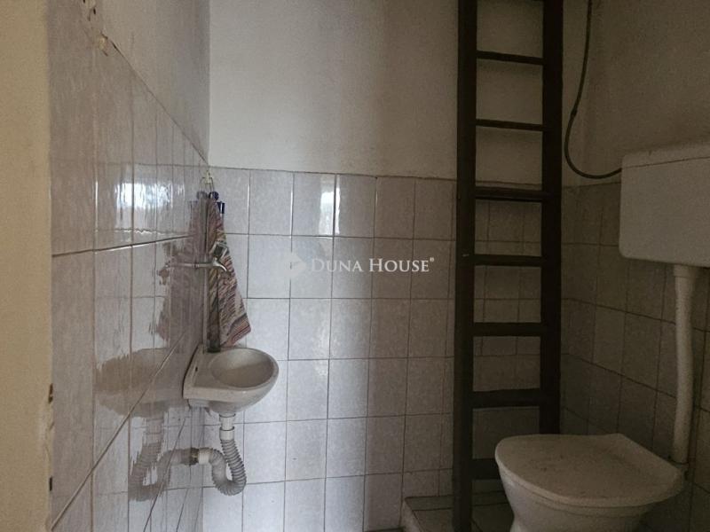 Eladó családi ház Pécs