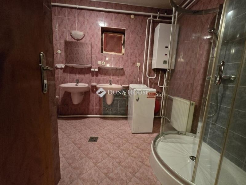 Eladó családi ház Pécs