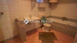 Eladó családi ház Tápióság