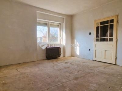 Eladó családi ház Polgárdi