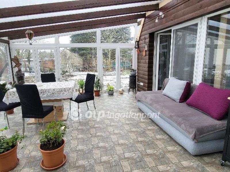 Eladó családi ház Győr