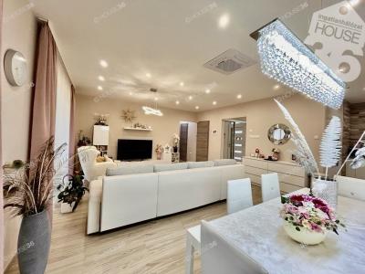 Eladó családi ház Kecskemét