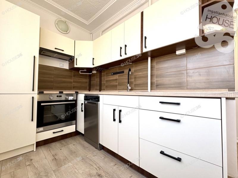 Eladó lakás Kecskemét