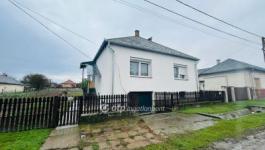 Eladó családi ház Timár