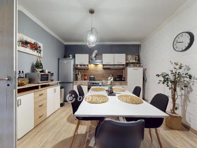 Eladó családi ház Nyírbogdány