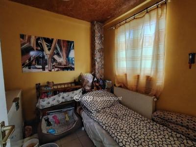 Eladó családi ház Vecsés