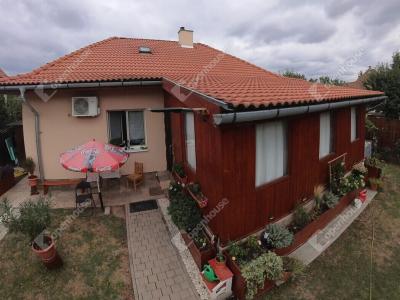 Eladó családi ház Budapest