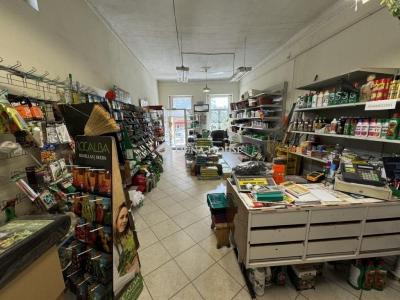 Eladó utcai bejáratú üzlethelység Kecskemét