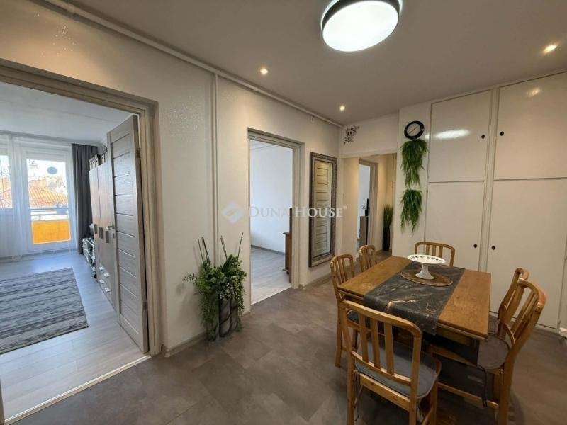 Eladó lakás Kecskemét