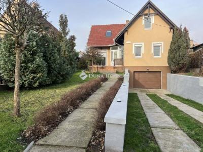 Eladó családi ház Jászberény