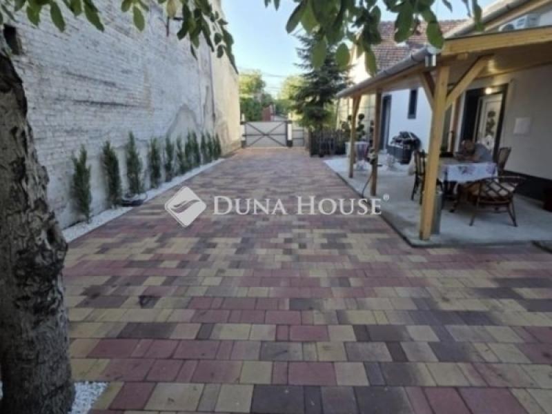 Eladó házrész Budapest