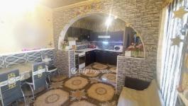 Eladó családi ház Valkó