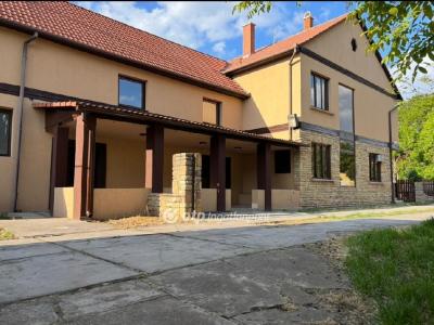 Eladó családi ház Orosháza