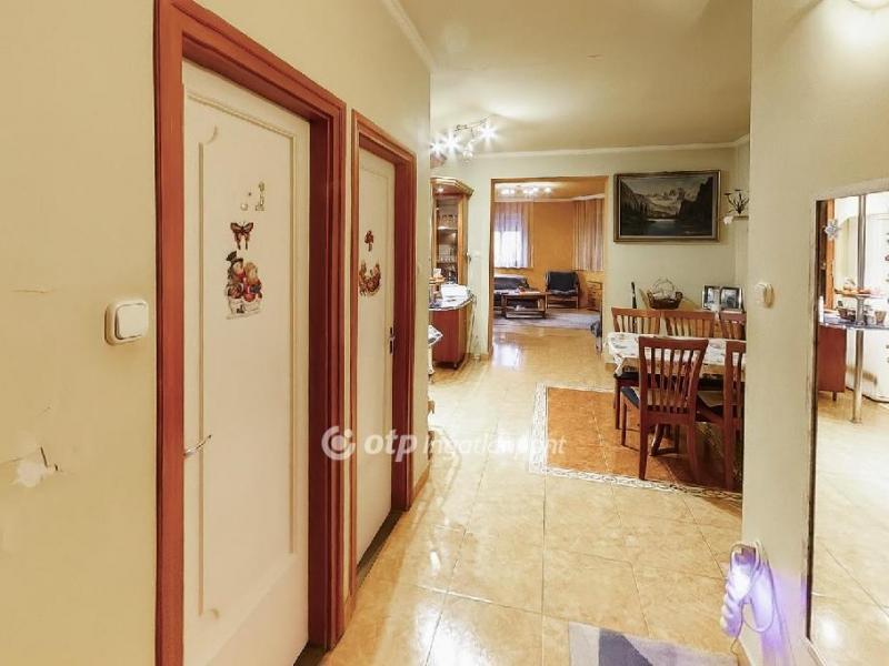 Eladó családi ház Kecskemét