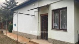 Eladó családi ház Kunszentmárton