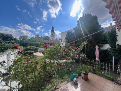 Eladó családi ház Szeged