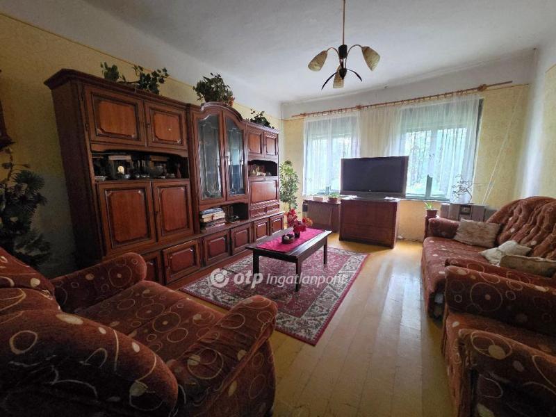 Eladó családi ház Battonya