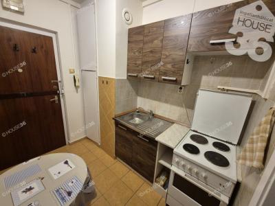 Eladó lakás Kecskemét