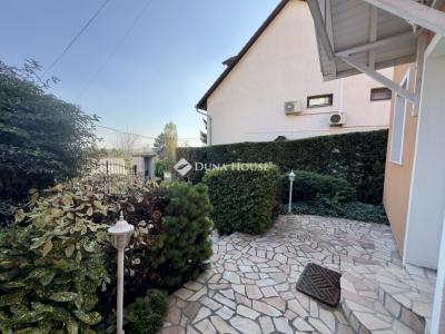 Eladó családi ház Budaörs