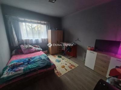 Eladó családi ház Üllő