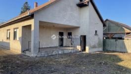 Eladó családi ház Monor