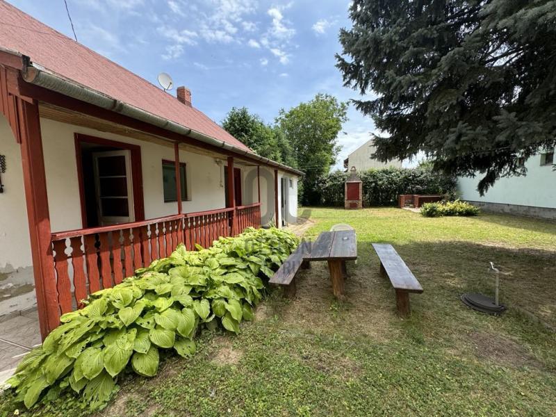 Eladó családi ház Zalakaros