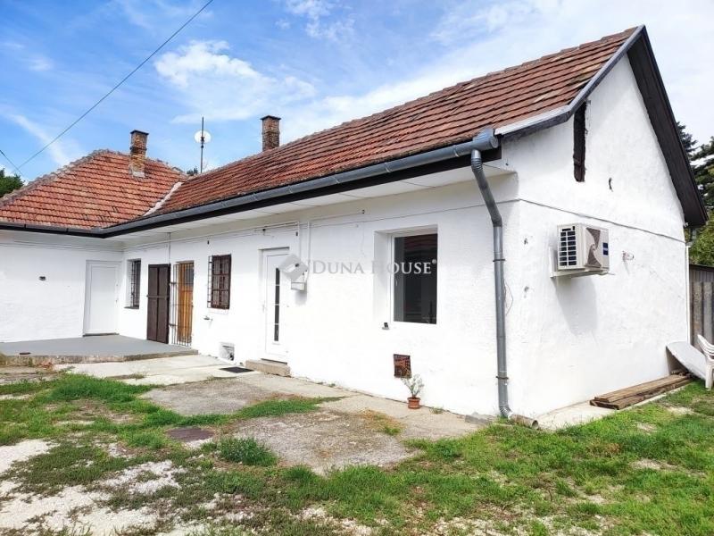 Eladó családi ház Gyál