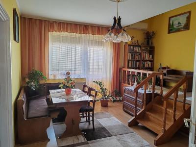 Eladó családi ház Győr